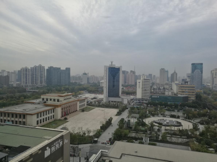 天空創(chuàng)想用科技點(diǎn)亮城市！杭州武林廣場(chǎng)3DMAPPING秀震撼上演！(圖3)
